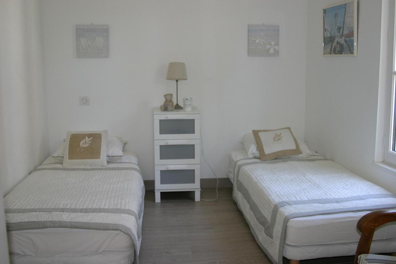 Villa Traditionnelle Pour 8 - 550M De La Plage 诺亚芒提亚 外观 照片